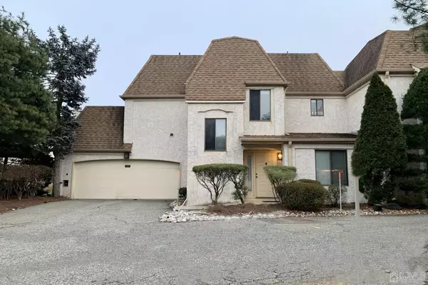 81 Park gate DR, Edison, NJ 08820