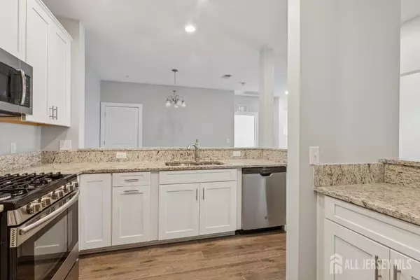 Monroe, NJ 08831,517 Tavern RD