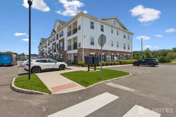 Monroe, NJ 08831,517 Tavern RD