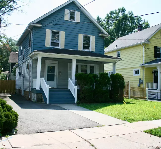 48 W Hazelwood AVE, Rahway, NJ 07065