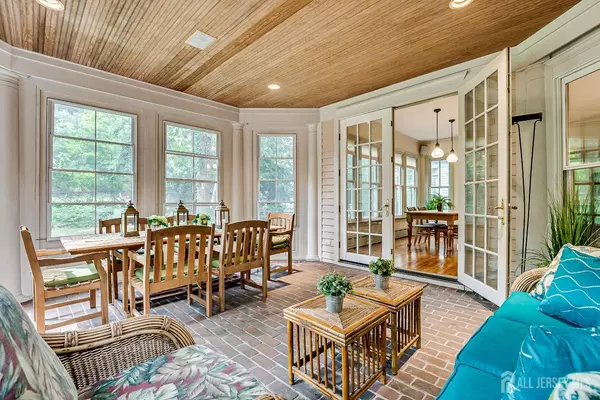 Metuchen, NJ 08840,44 Rector ST