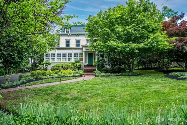 44 Rector ST, Metuchen, NJ 08840