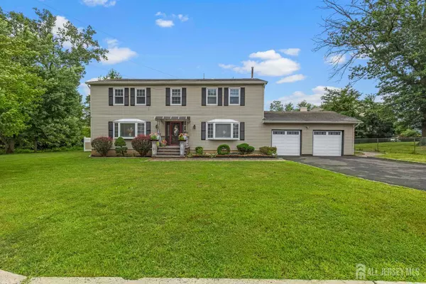 2 Hendrick PL, Piscataway, NJ 08854