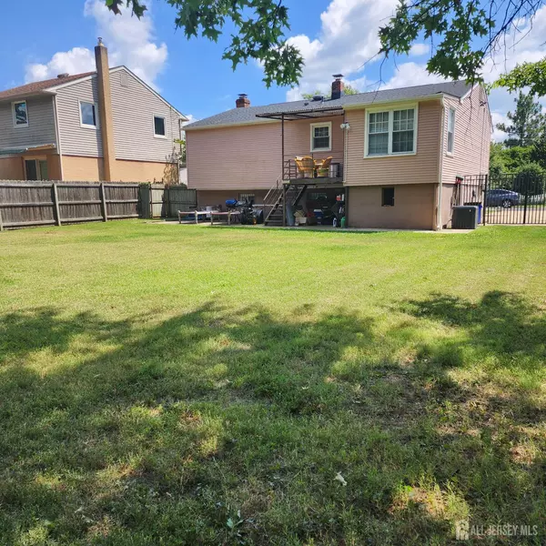 Bellmawr, NJ 08031,309 Oakland AVE