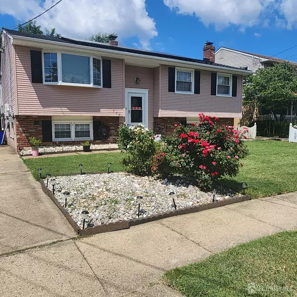309 Oakland AVE, Bellmawr, NJ 08031