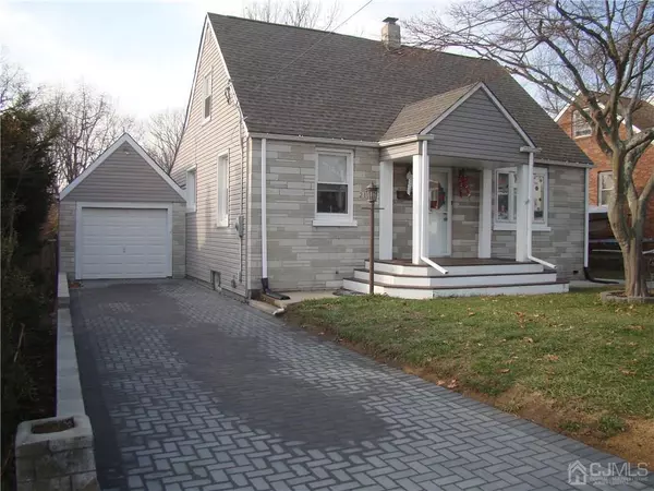 21 Gordon AVE, Sayreville, NJ 08879