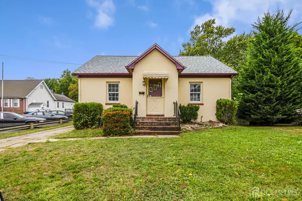 Fords, NJ 08863,805 King George RD