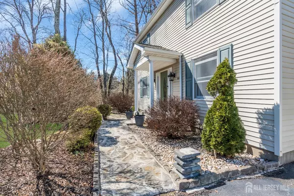 Princeton, NJ 08540,90 Bear Brook RD