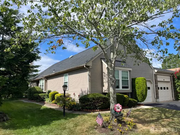 8-B John Paul Jones DR, Monroe, NJ 08831