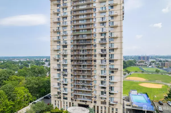 160 Overlook AVE #11C, Hackensack, NJ 07601