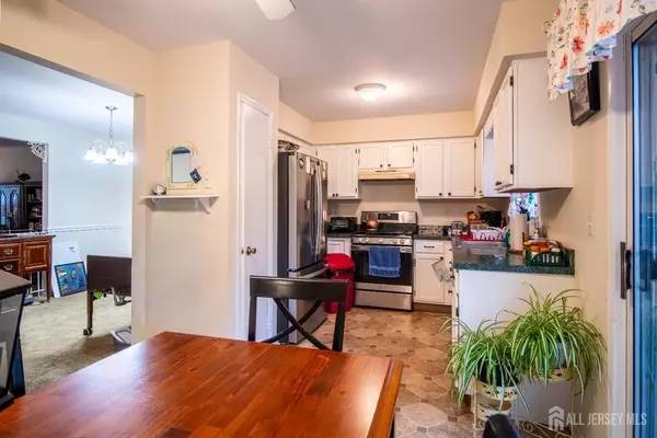 Jamesburg, NJ 08831,3 Peachtree LN