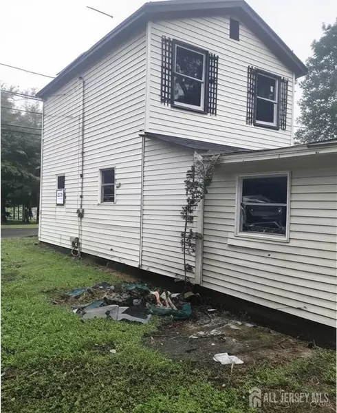 255 Osprey PL, Jackson, NJ 08527