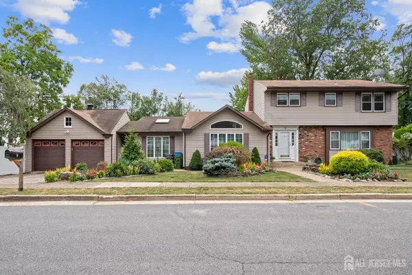 9 W Marlin AVE, Edison, NJ 08820