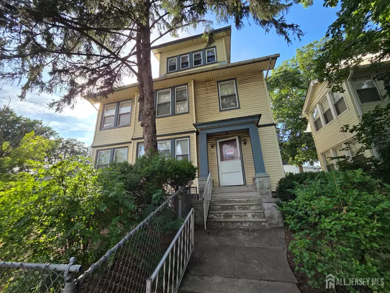 67-69 Park View TER, Newark, NJ 07112