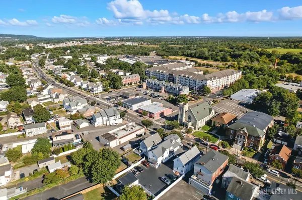 Raritan, NJ 08869,19 E Somerset ST