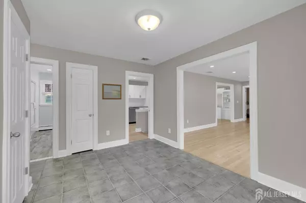 Hillsborough, NJ 08844,205 Hockenbury RD