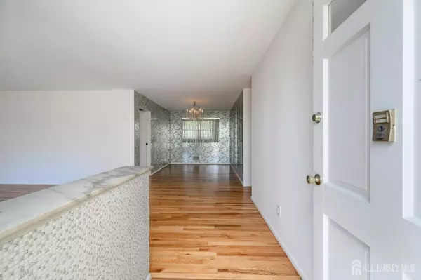 Fords, NJ 08863,373 Ford AVE