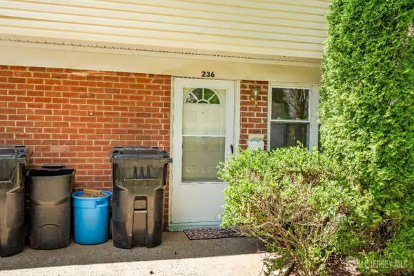 Highland Park, NJ 08904,236 Inza ST