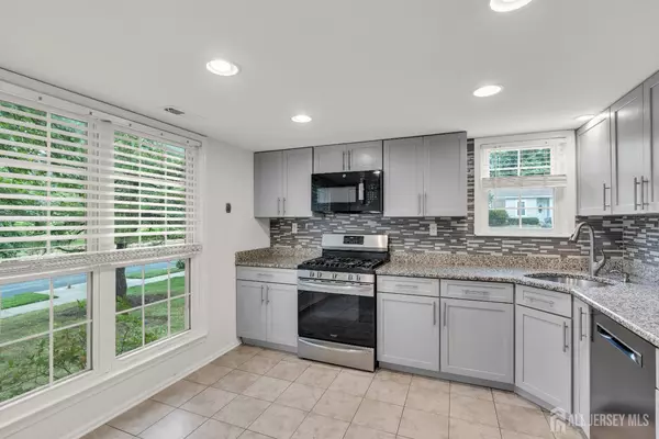 Old Bridge, NJ 08857,171 BRISTOL CT