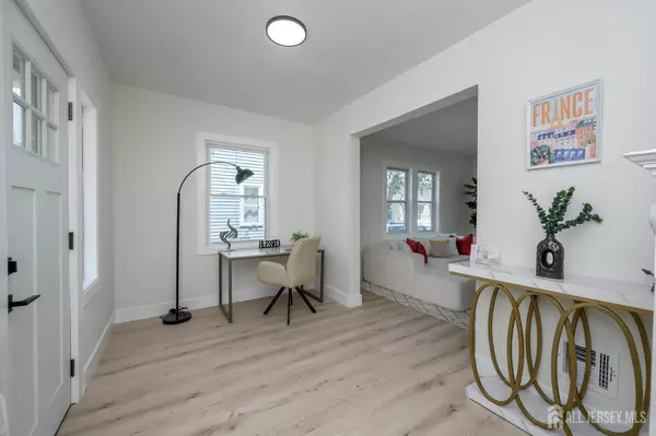 Woodbury City, NJ 08096,78 Hopkins ST