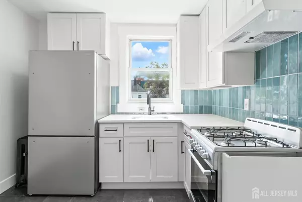 Perth Amboy, NJ 08861,485 Compton AVE