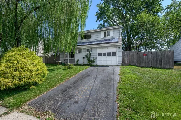 16 gerard AVE, Old Bridge, NJ 08857