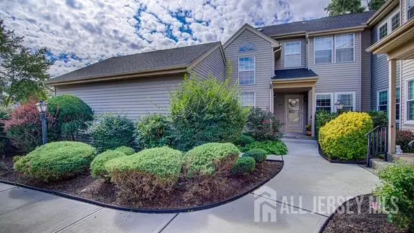 16-D James Buchanan DR, Monroe, NJ 08831