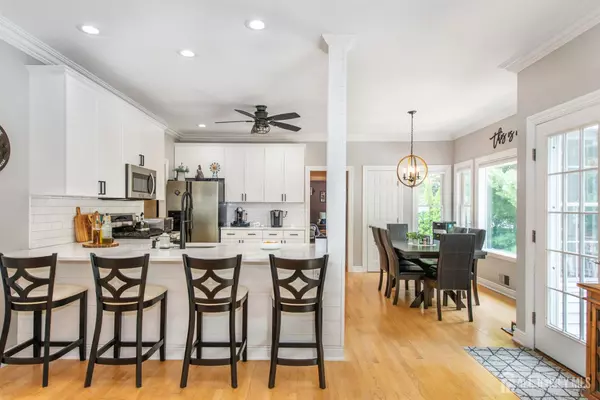 Sayreville, NJ 08859,4 Strek DR