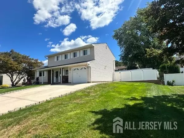 Parlin, NJ 08859,10 Holly DR