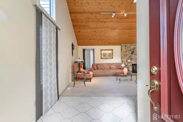 Hillsborough, NJ 08844,6 Steeple DR