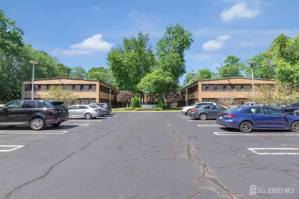 12 Roszel RD #B103, Princeton, NJ 08540