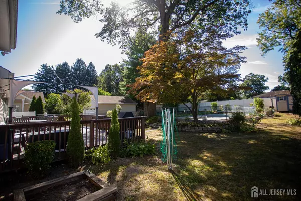 East Brunswick, NJ 08816,8 Princeton CT