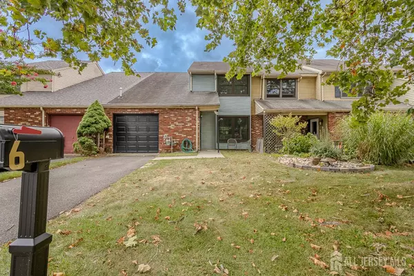 6 Lewis CT, East Brunswick, NJ 08816