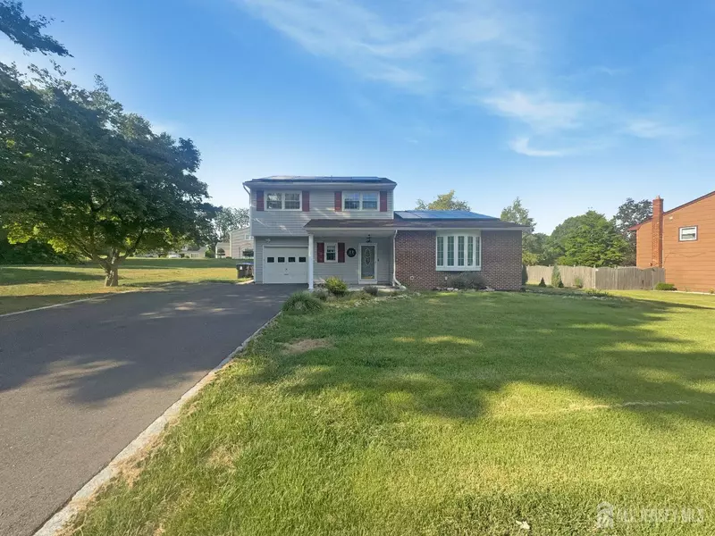 21 Buck RD, East Brunswick, NJ 08816