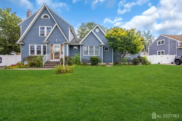 Avenel, NJ 07001,180 Minna AVE