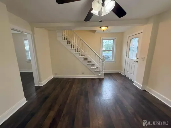 South Brunswick, NJ 08852,861 Georges RD