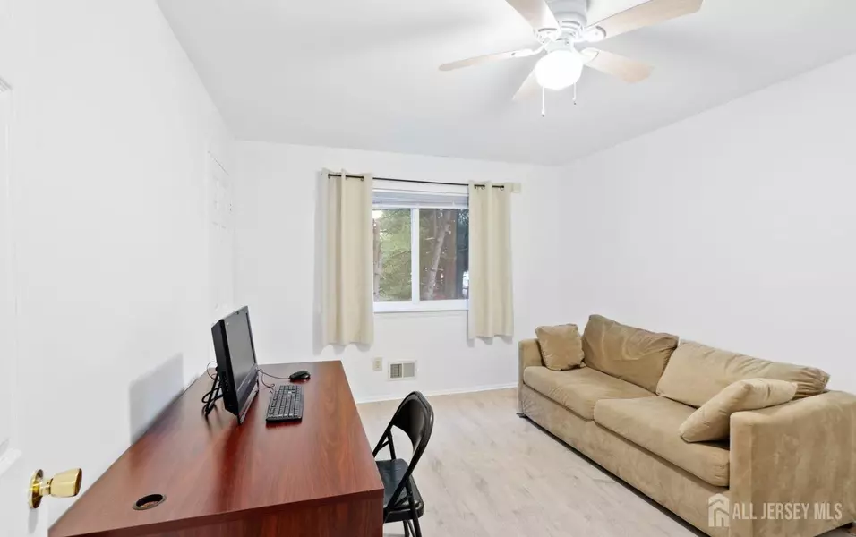 3384 Us Highway 9, Old Bridge, NJ 08857