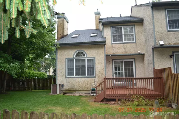 East Brunswick, NJ 08816,26 Dorchester DR