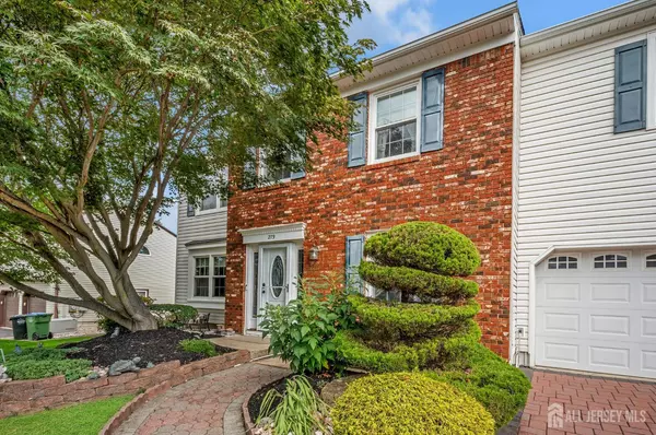 Edison, NJ 08820,279 Savoy AVE