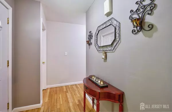 Jackson, NJ 08527,402 Frank Applegate RD