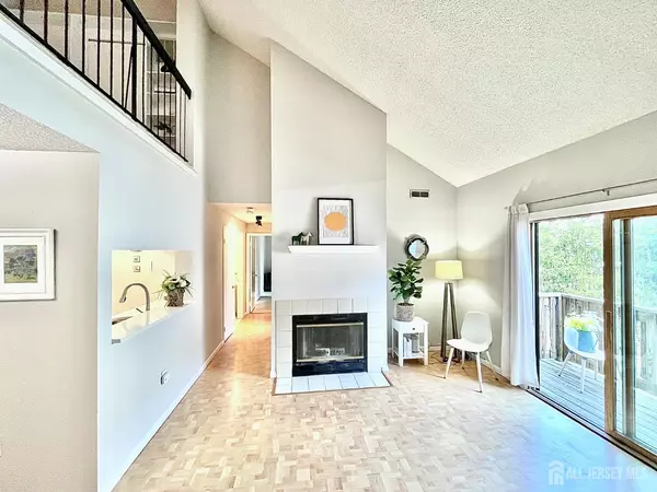 Plainsboro, NJ 08536,5218 Ravens Crest DR