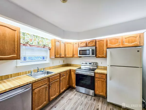 Monroe, NJ 08831,10-F Benjamin Franklin DR