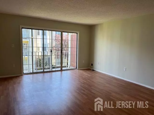 73 Brighton WAY, North Brunswick, NJ 08902