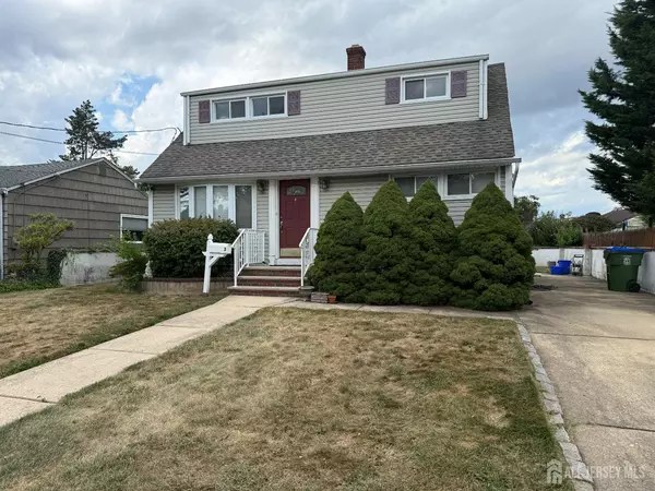 Edison, NJ 08817,3 Pannonia AVE