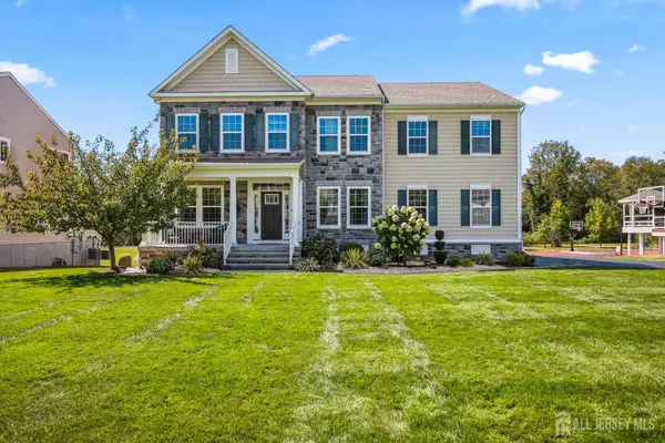 5 Continental CT,  Monroe,  NJ 08831