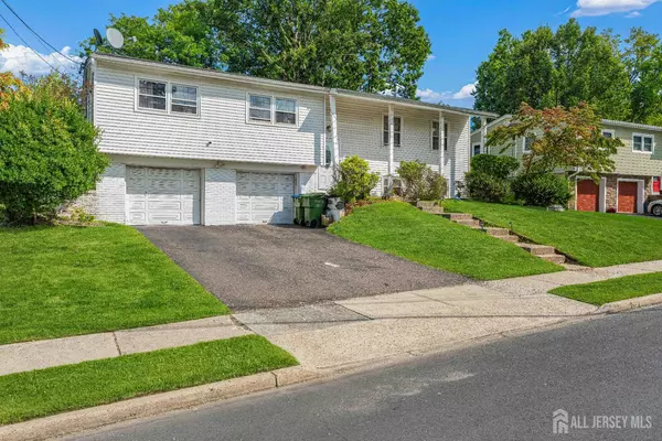 Edison, NJ 08837,62 Harmon RD