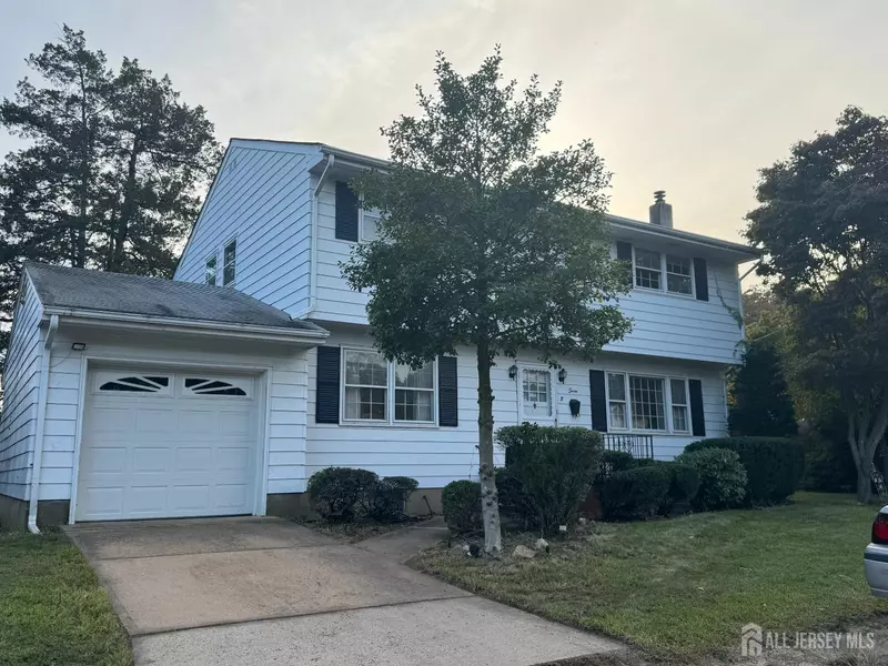 7 Walnut ST, East Brunswick, NJ 08816
