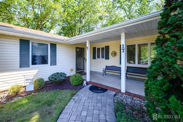 East Brunswick, NJ 08816,17 Dobson RD