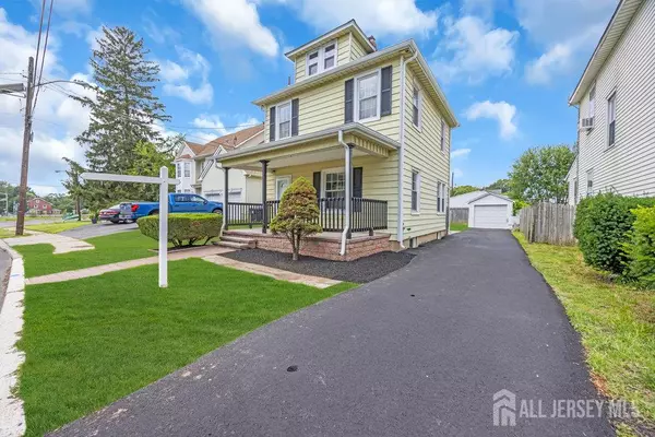 East Brunswick, NJ 08816,18 Milltown RD