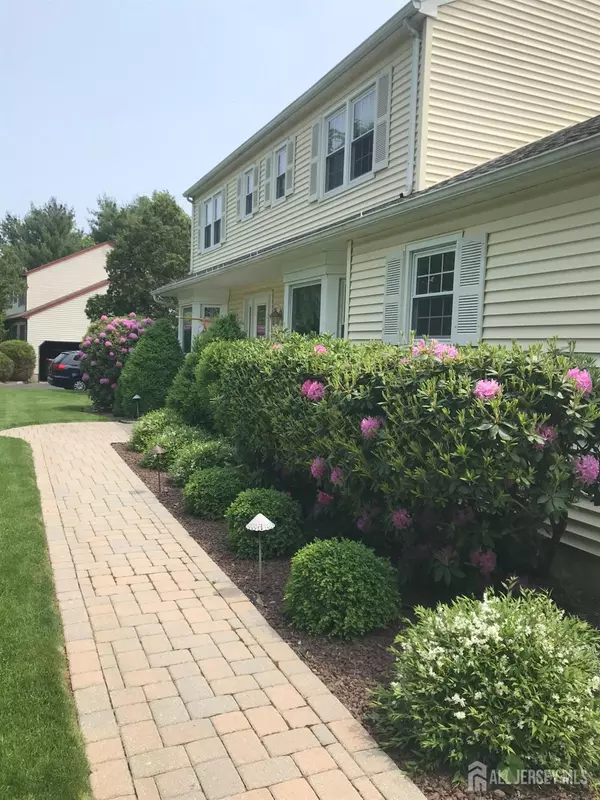 Hillsborough, NJ 08844,10 Fredrick CT